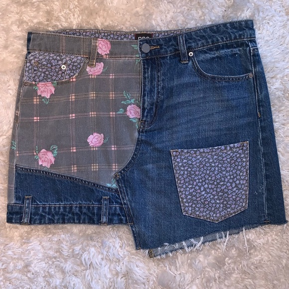 Urban Outfitters Patchwork Floral Mini Denim Skirt - Picture 2 of 6